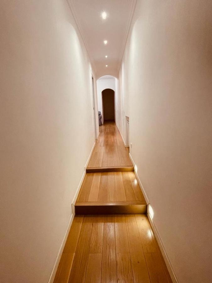 Trevi Fountain Modern Apartment ローマ エクステリア 写真