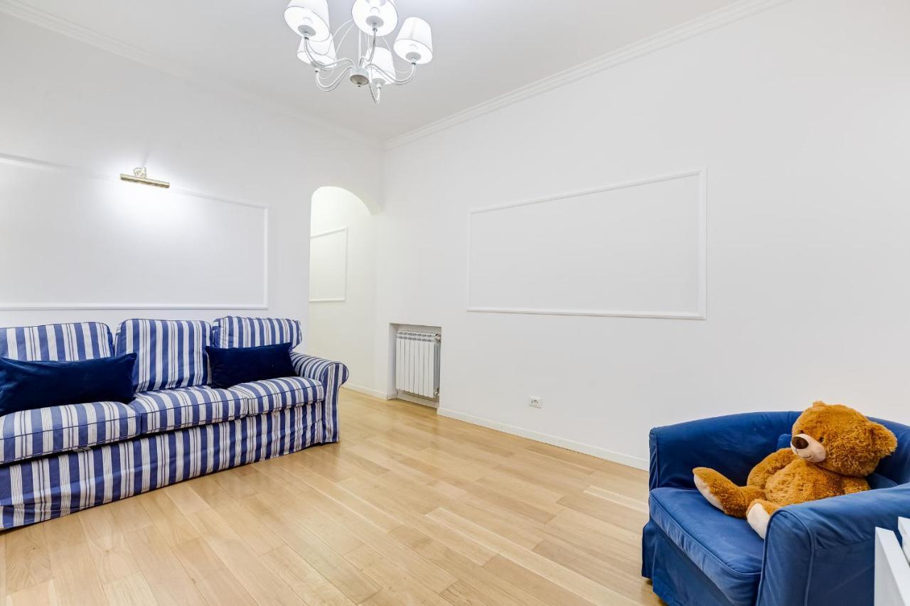 Trevi Fountain Modern Apartment ローマ エクステリア 写真
