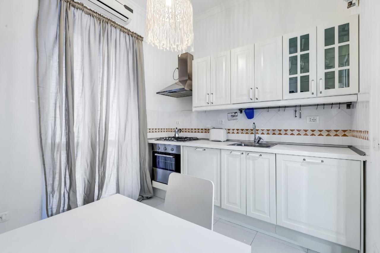Trevi Fountain Modern Apartment ローマ エクステリア 写真